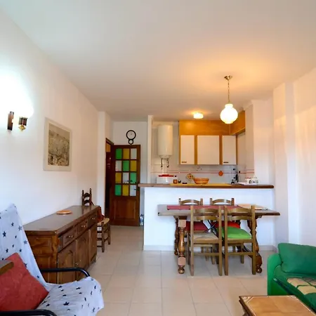 Garbi Park Apartment